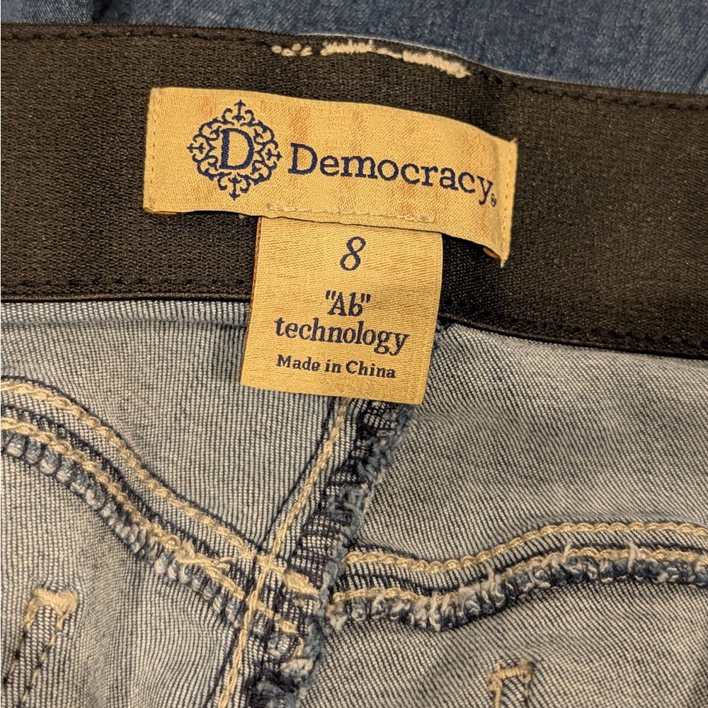 Democracy Women’s “Ab” Technology Bootcut Distressed Jeans Size 8 - Picture 3 of 3